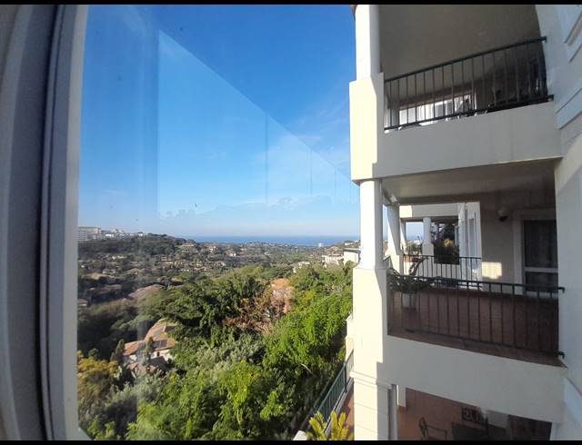 2 BEDROOM APARTMENT TO LET IN LA LUCIA